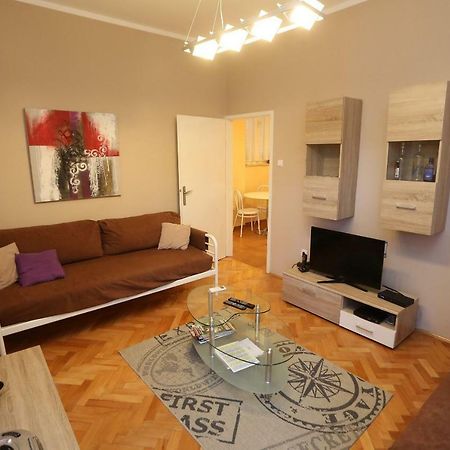 Viola Apartment ซาดาร์ ภายนอก รูปภาพ